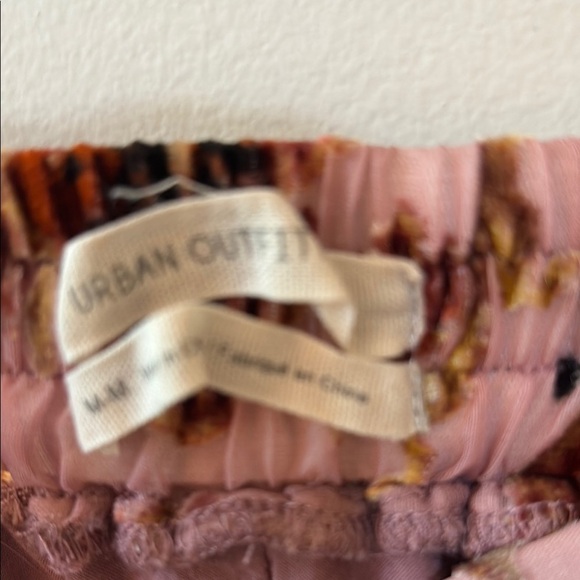 Urban Outfitters Pink Rust Gold Black Embellished Skirt Size M - Picture 2 of 8